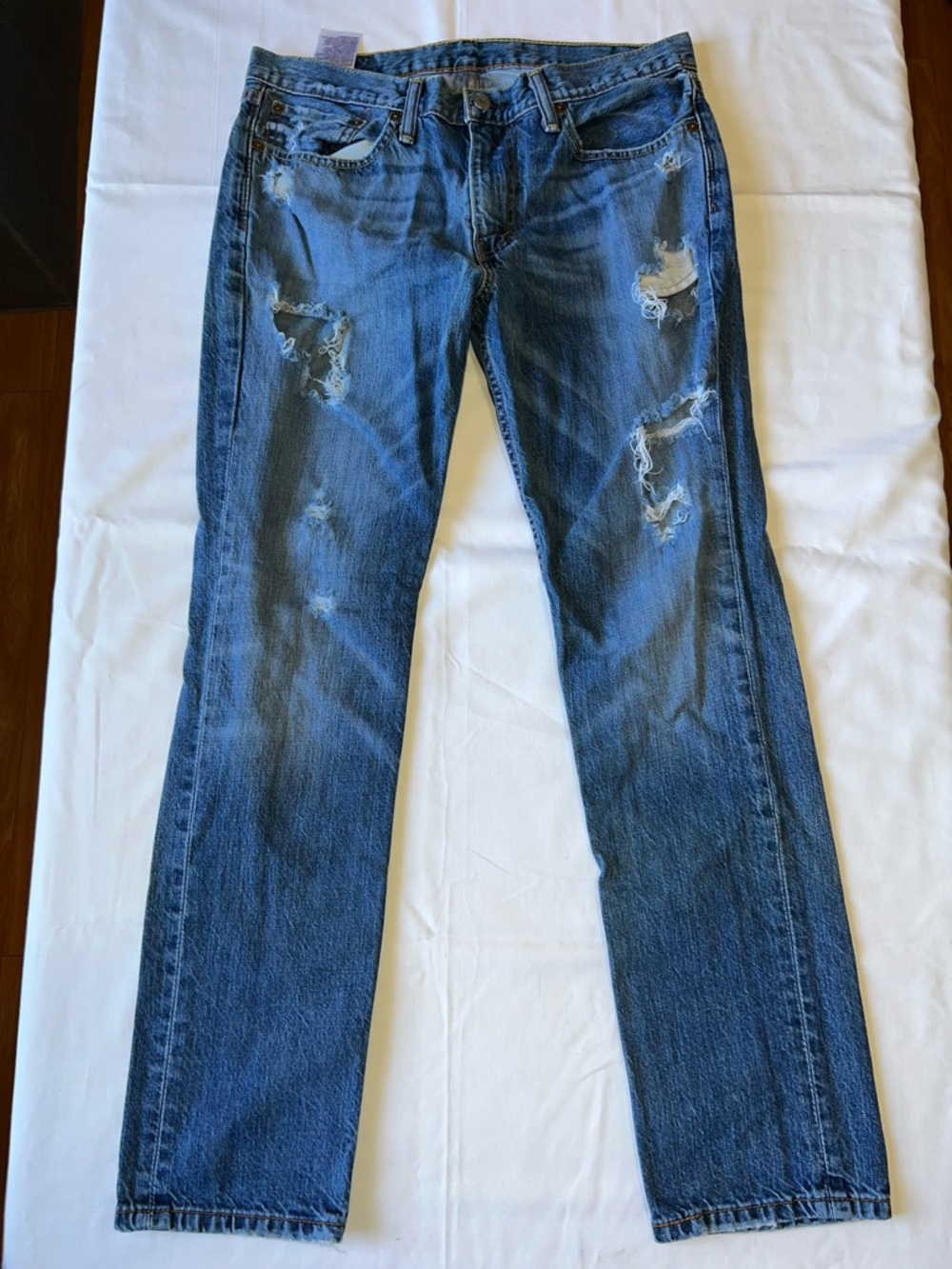 Levis 511 33x30 Distressed Slim Jeans